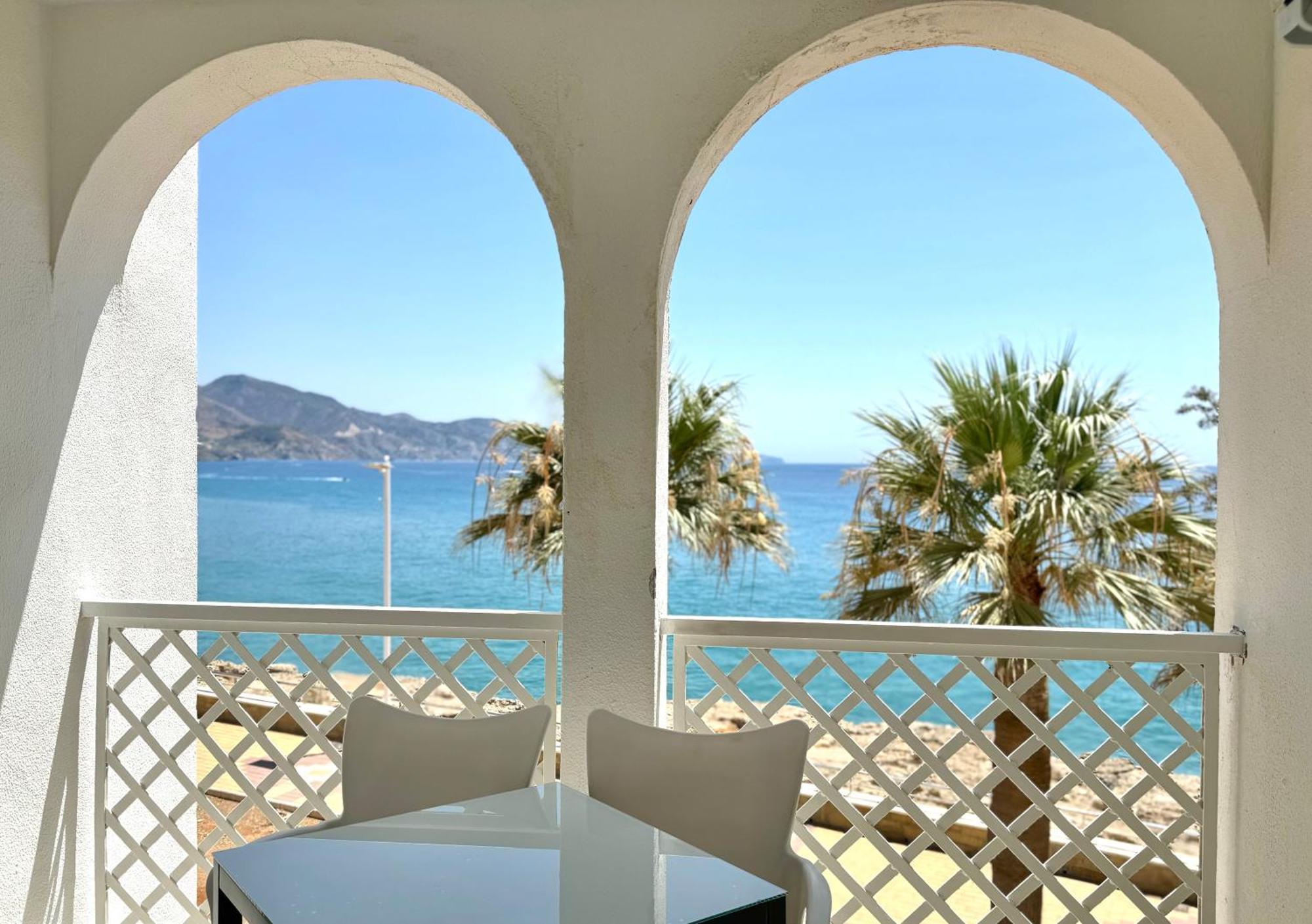 Fuentes De Nerja Apartment Phòng bức ảnh