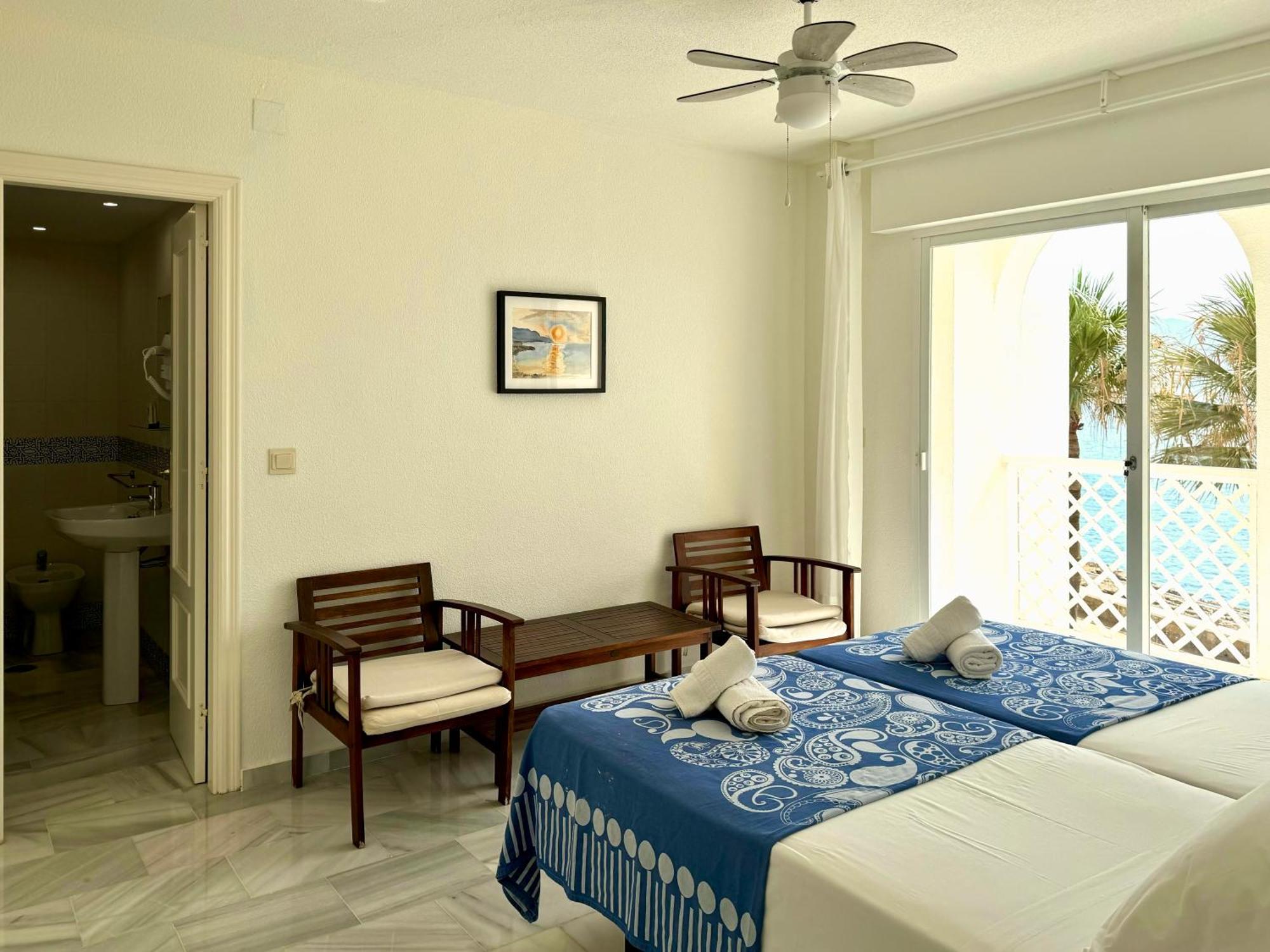 Fuentes De Nerja Apartment Phòng bức ảnh