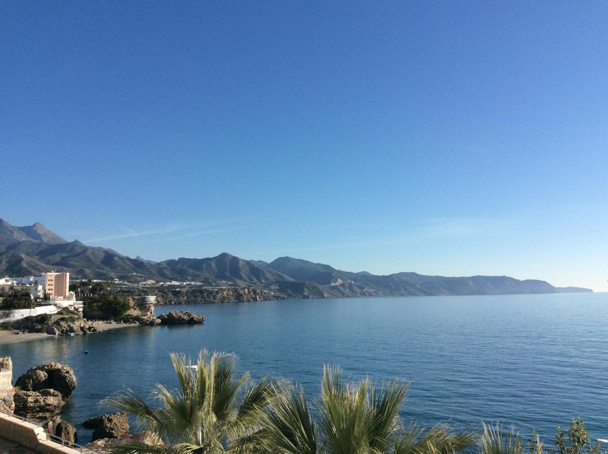 Fuentes De Nerja Apartment Ngoại thất bức ảnh