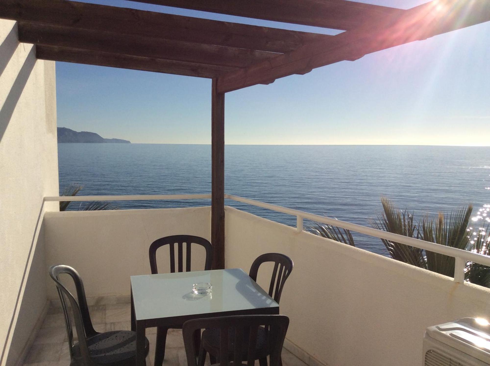 Fuentes De Nerja Apartment Ngoại thất bức ảnh