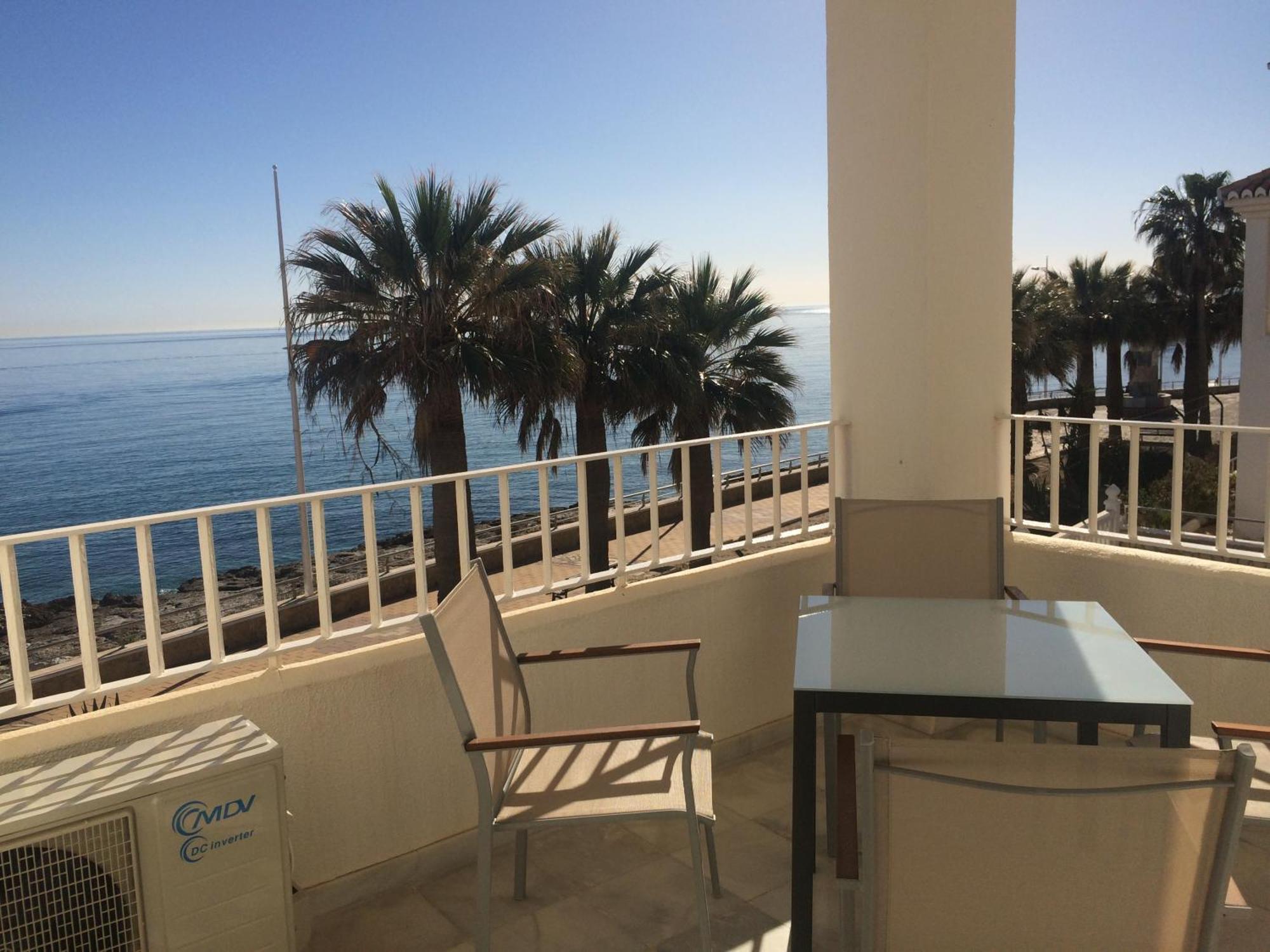 Fuentes De Nerja Apartment Ngoại thất bức ảnh
